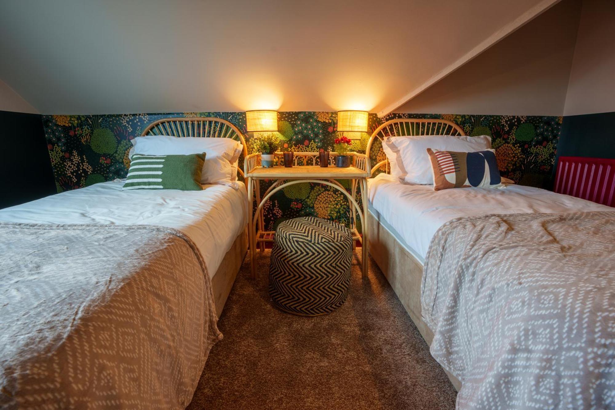 Apartamento With Airhgt @ Luxe In