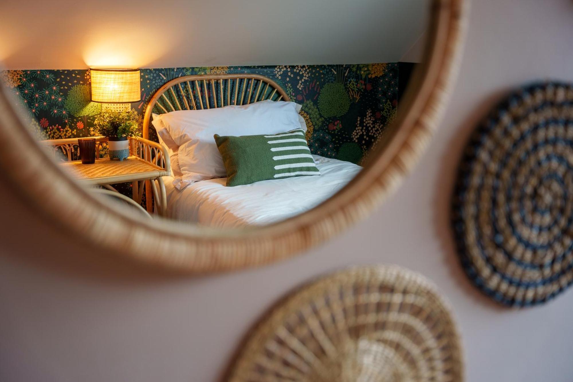 Apartamento With Airhgt @ Luxe In *